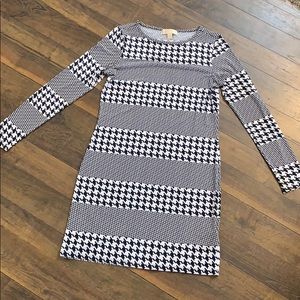 Michael Kors pattern navy and white dress